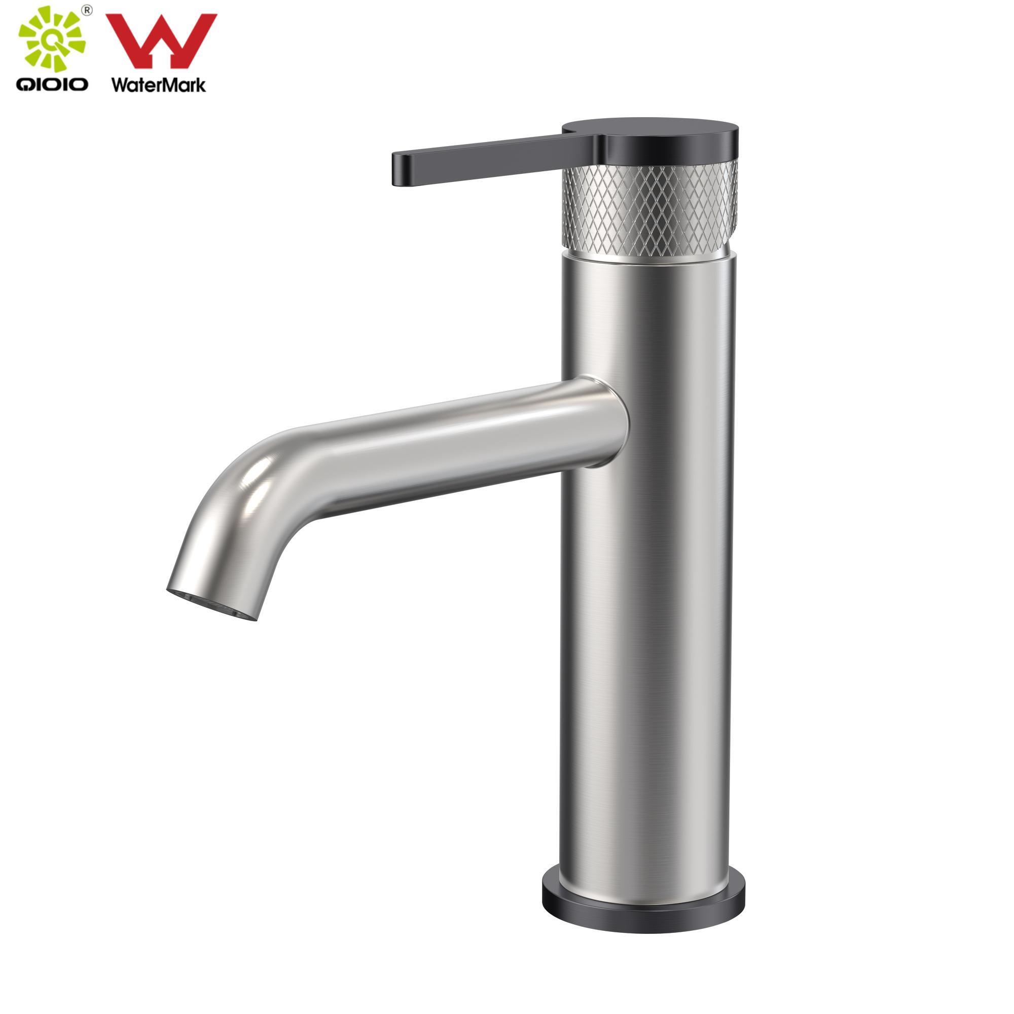 single hole bathroom faucets