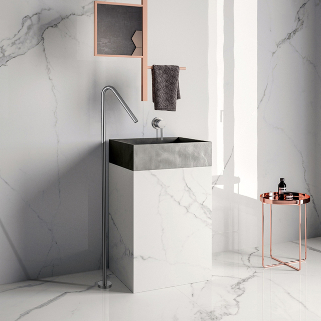 Modern 304 Stainless Steel Rose Gold Bathroom Floor Type Single Handle Basin Faucet