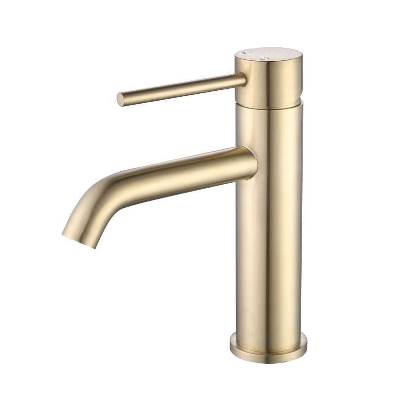 wall mount tub faucet