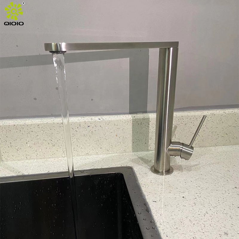 kitchen faucet