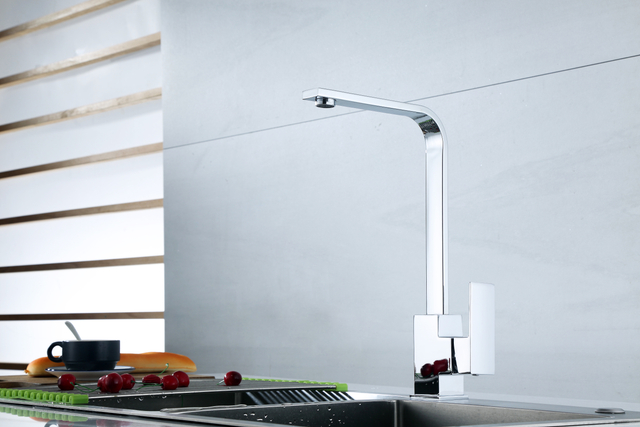 Modern 304 Stainless Steel Chrome Single Handle Kitchen Faucets