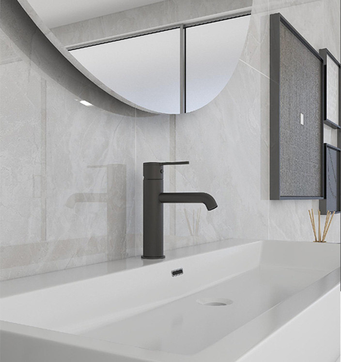 Pull out kitchen faucet
