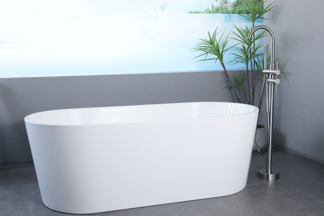 CUPC High Quality Modern Fashion 304 Stainless Steel Hot And Cold Mixed Multi-functional Bathroom Floor Shower Free Standing Bathtub Faucet