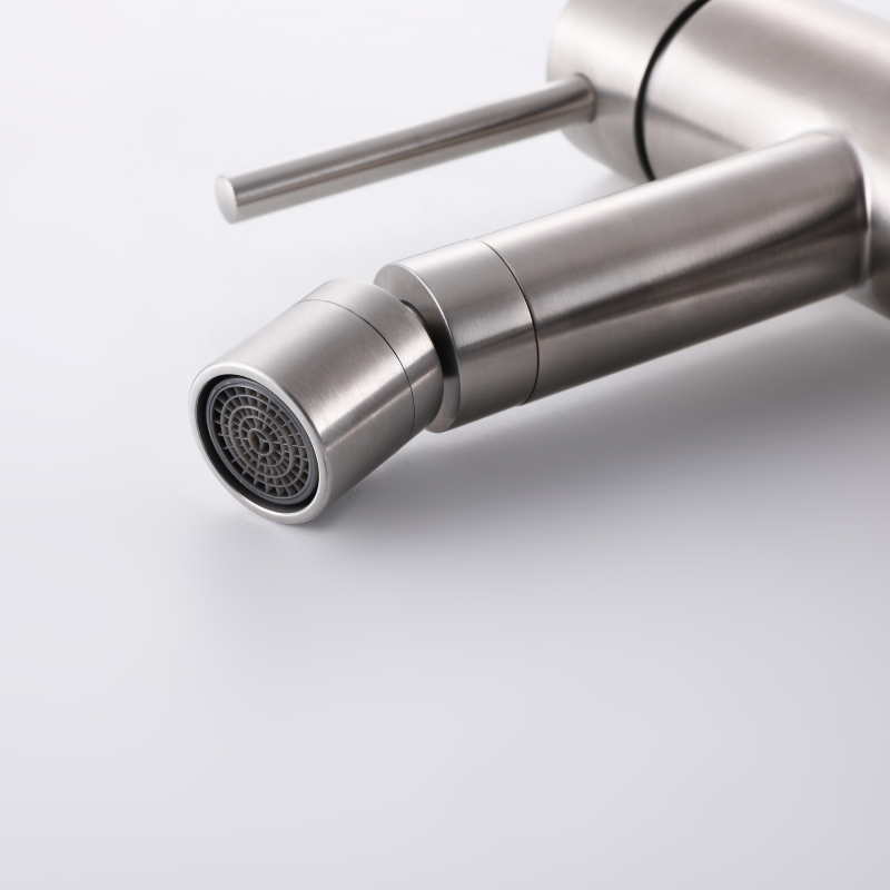 single handle bathroom faucet