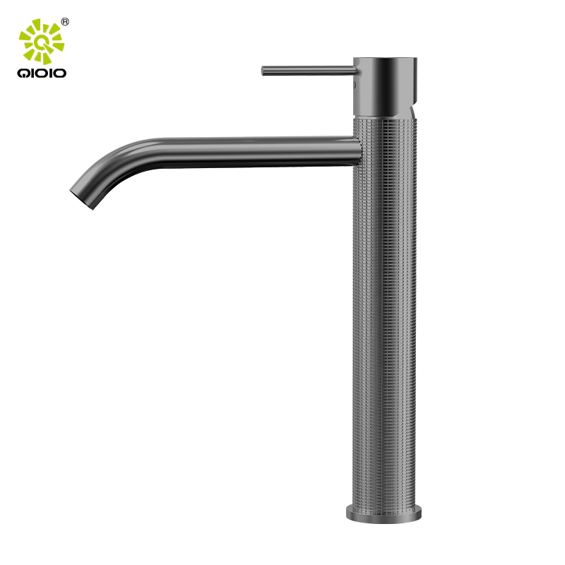 replace kitchen faucet